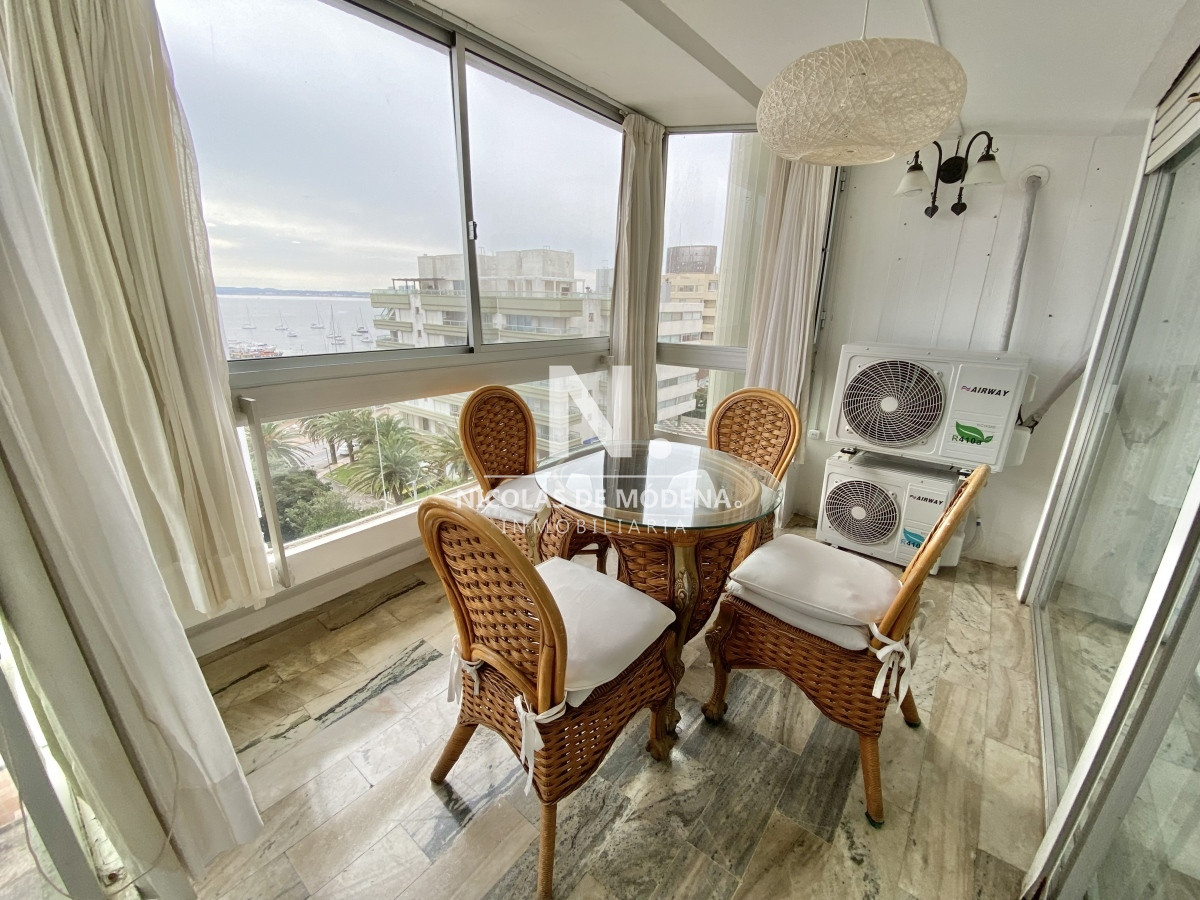 Vende Apartamento en Península - Punta del Este de 3 dormitorios. - NDM22127A