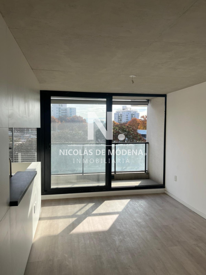 Venta Luminoso Apartamento de 2 Dormitorios a Con Excelente Ubicacion en la Aguada,Montevideo - NDM30271A