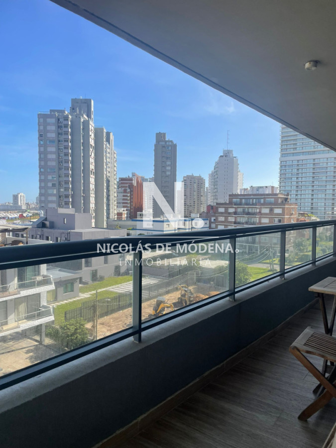  apartamento en alquiler de verano de 2 dormitorios con balcon con hermosa vista en Punta del Este - NDM26042A