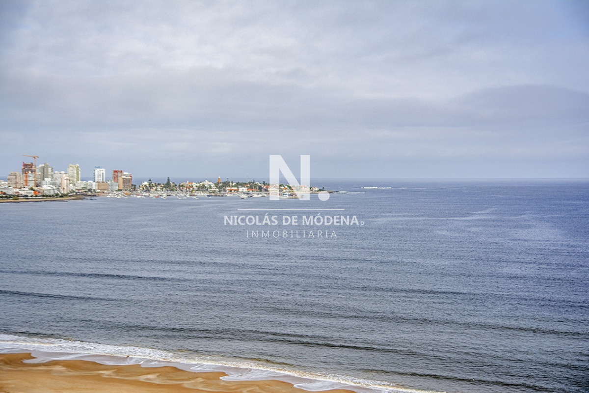 Hermoso Departamento en venta en el edificio Paramount - NDM18792A