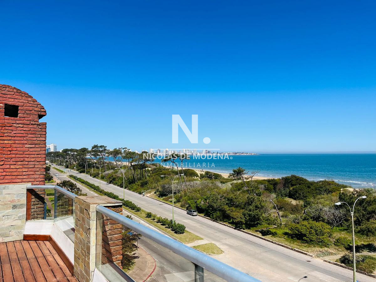 Penthouse en primera linea PLAYA MANSA 