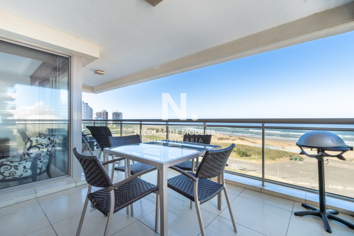 Vende Apartamento en Brava - Punta del Este de 4 dormitorios - NDM21005A