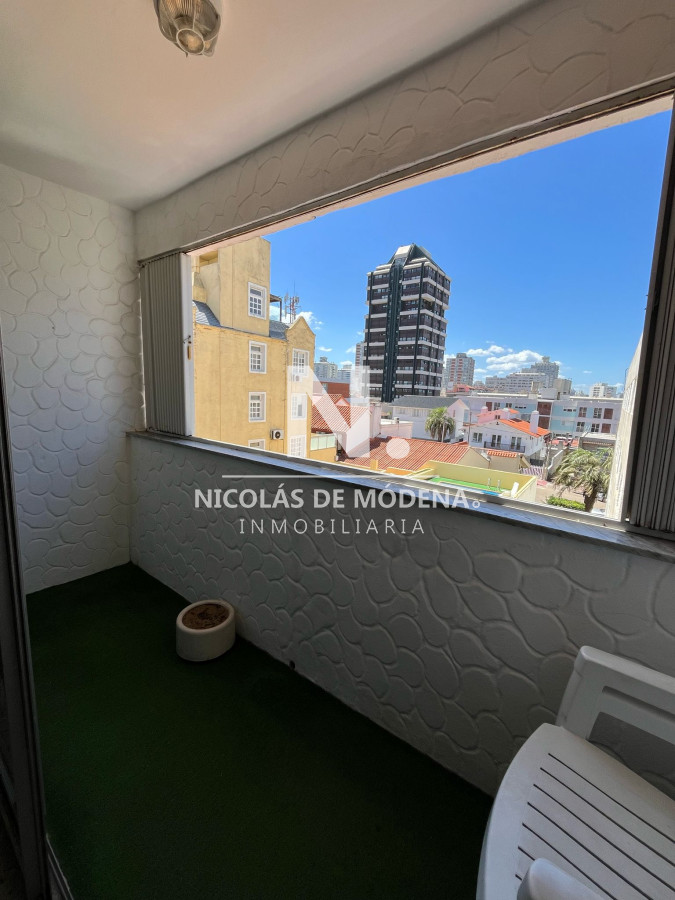 Apartamento de 2 dormitorios en el corazon de la Peninsula, Punta del Este. - NDM25892A