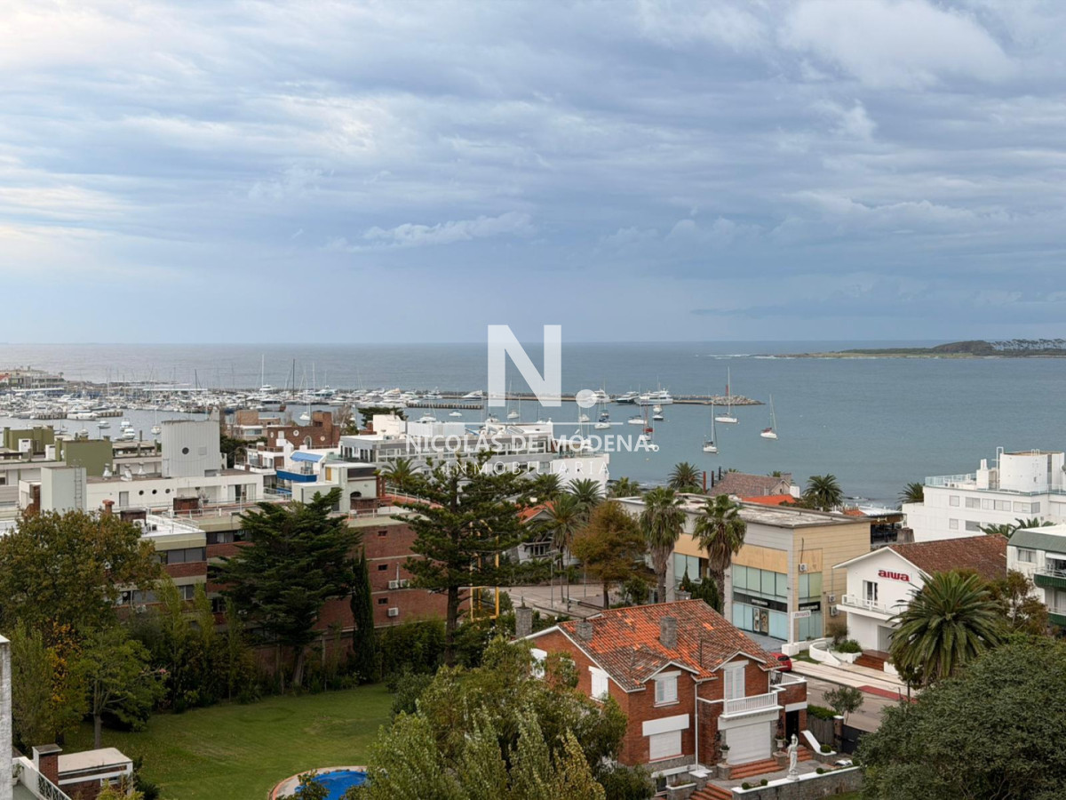 Apartamento en peninsula con vistas hacia la bahia Punta del este - NDM9009A