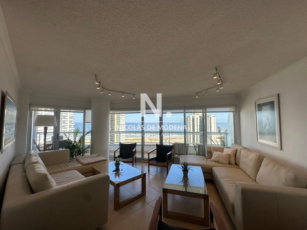 Divino apartamento de 3 dormitorios, alquiler!! - NDM27613A