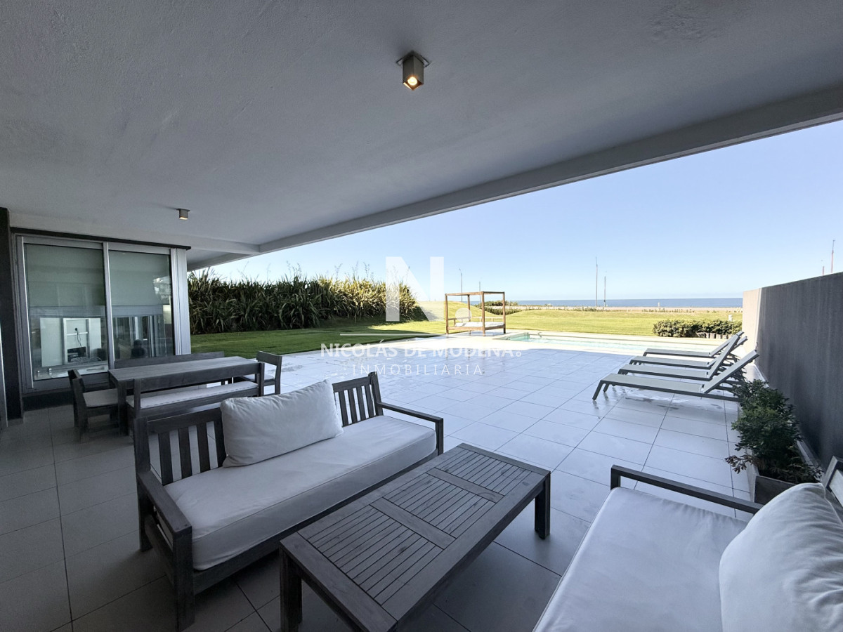 En venta apartamento de 4 dormitorios en Rincon del Indio, con excelente vista - NDM30026A