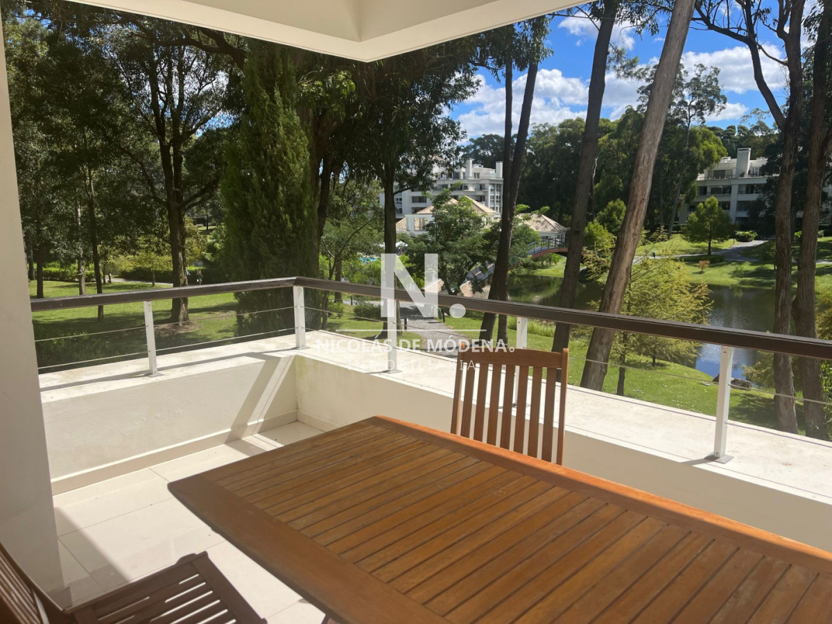 En venta monoambiente en el complejo Solanas, Punta Ballena - NDM28566A