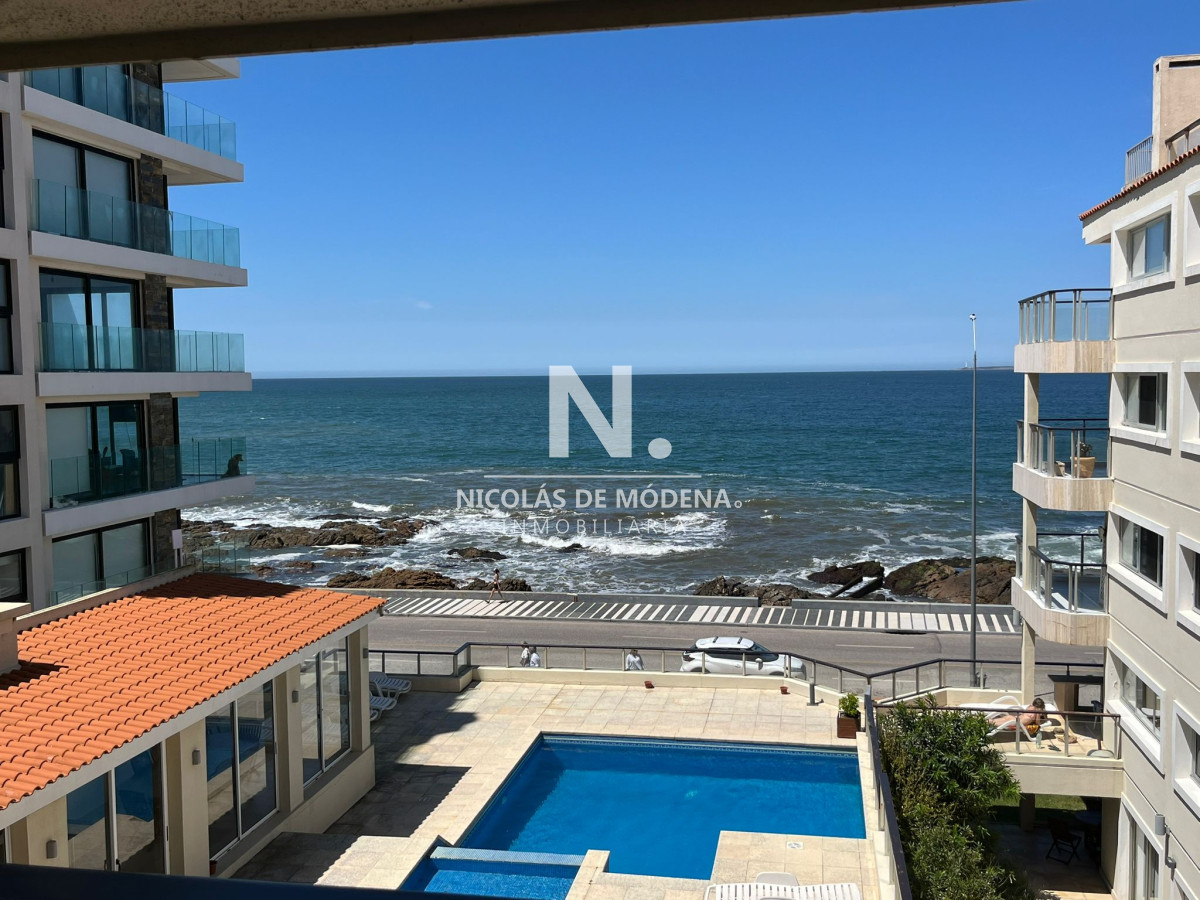 Apartamento de 3 dormitorios en Peninsula, Punta del Este - NDM24186A