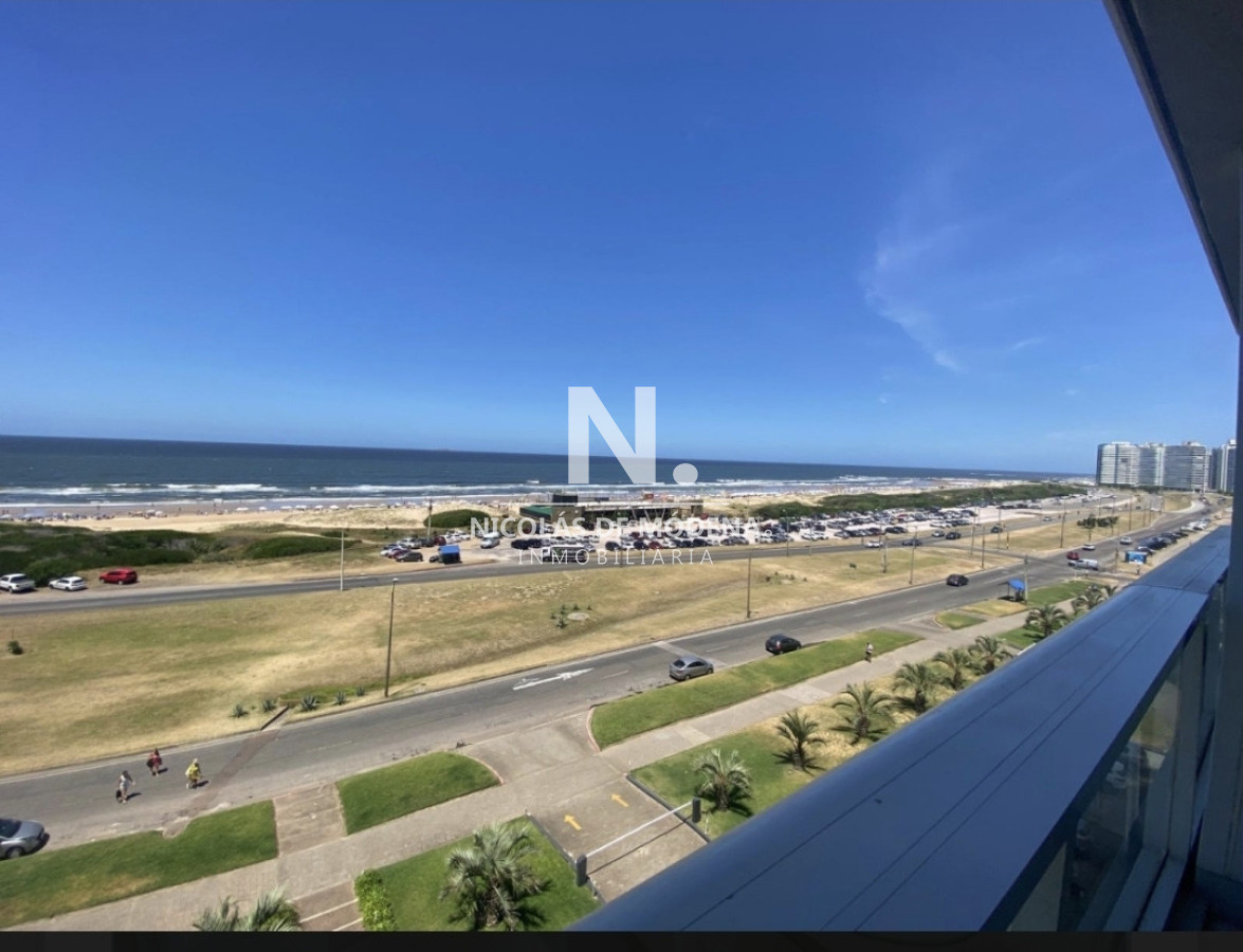 Apartamento de 2 dormitorios en venta en Punta del Este - NDM29394A