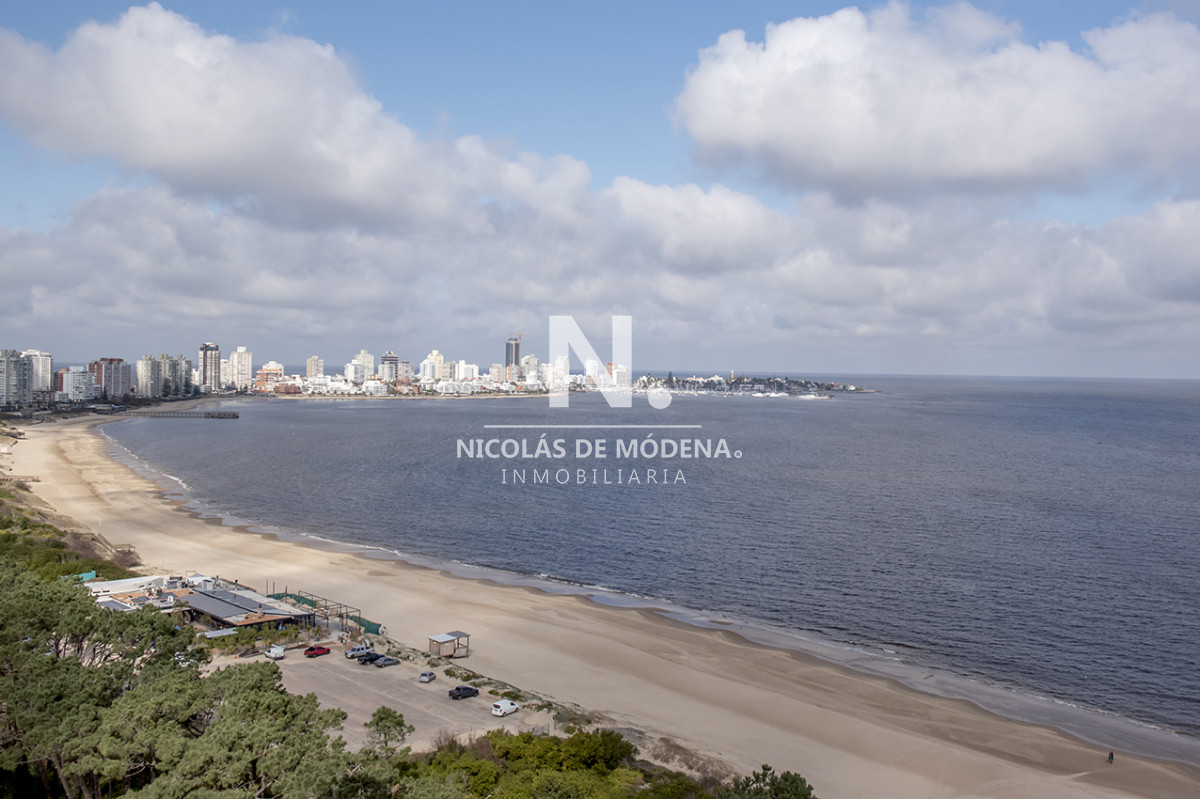 Apartamento en Mansa - Punta del Este en venta de 3 dormitorios. - NDM25893A
