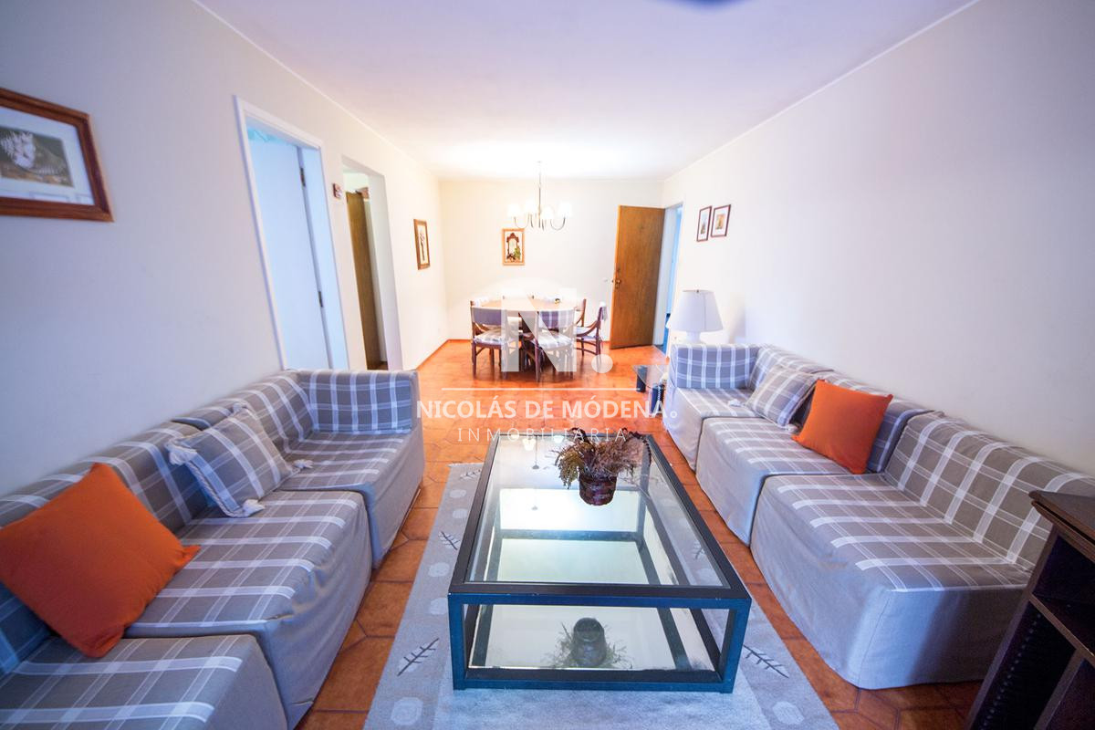 Vende Apartamento en Mansa - Punta del Este de 2 dormitorios - NDM22080A