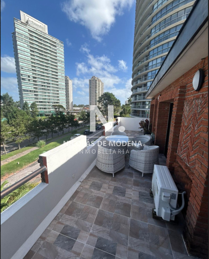 Vende apartamento de 3 dormitorios en Roosevelt, Punta del Este  - NDM24811A