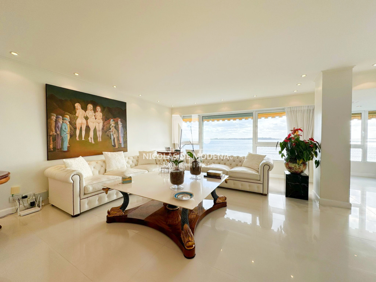 Departamento en venta, 3 dormitorios en torre emblematica frente al mar - NDM4434A