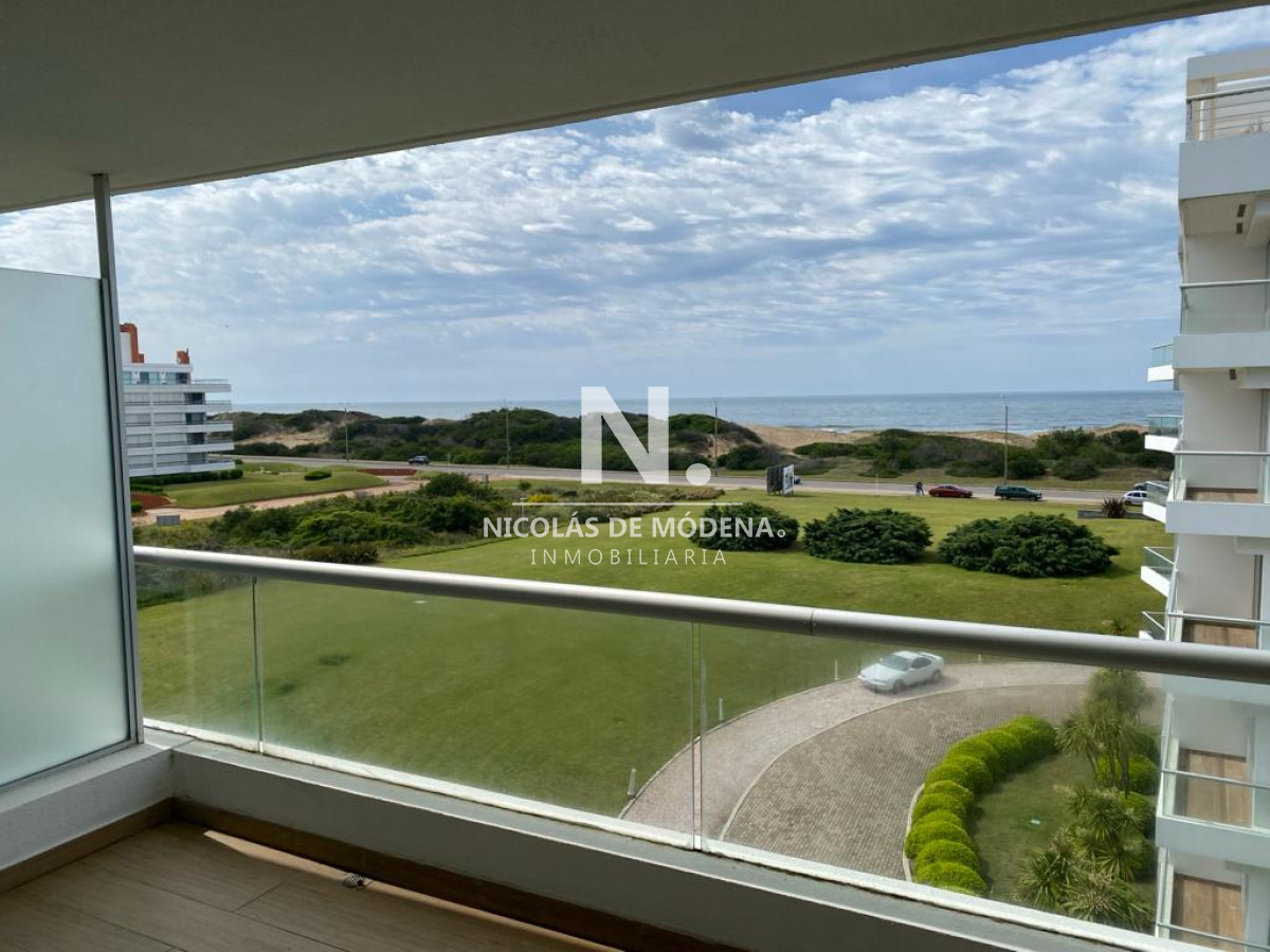 Apartamento de 2 dormitorios en Brava - Punta del Este