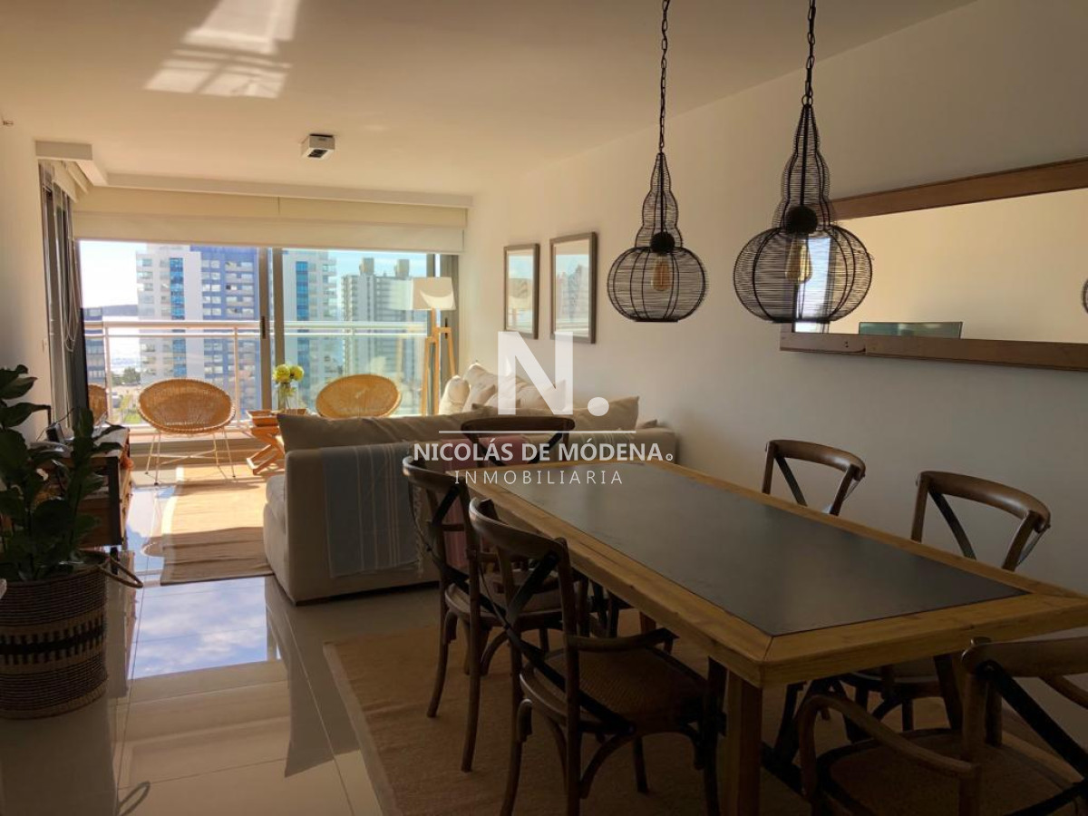 Apartamento en Venta de 2 dormitorios en Playa Brava , Punta del este  - NDM3338A