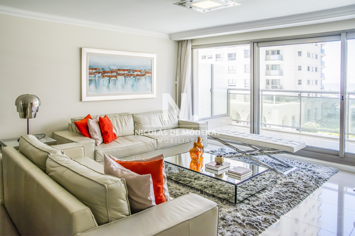Departamento en venta con amplios dormitorios. Torre Imperiale. - NDM8179A