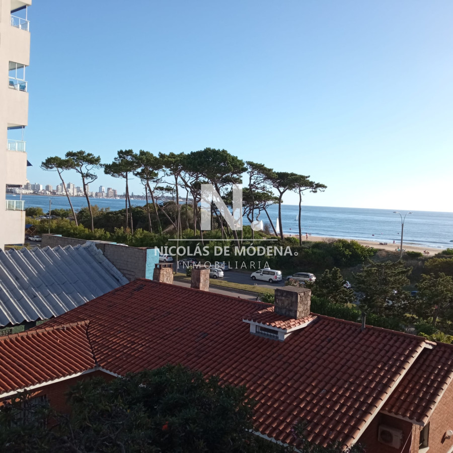 Departamento de 1 dormitorio en Edificio Neorama , Punta del este , Playa Mansa  - NDM15728A
