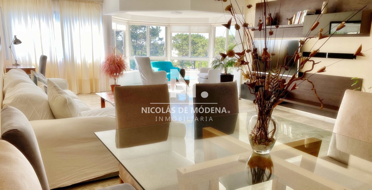 En venta apartamento de 4 dormitorios, con excelente vista en Roosevelt Punta del Este. - NDM26141A