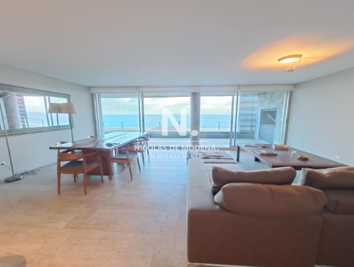 Exclusivo Pent House en venta frente al mar - NDM26991A
