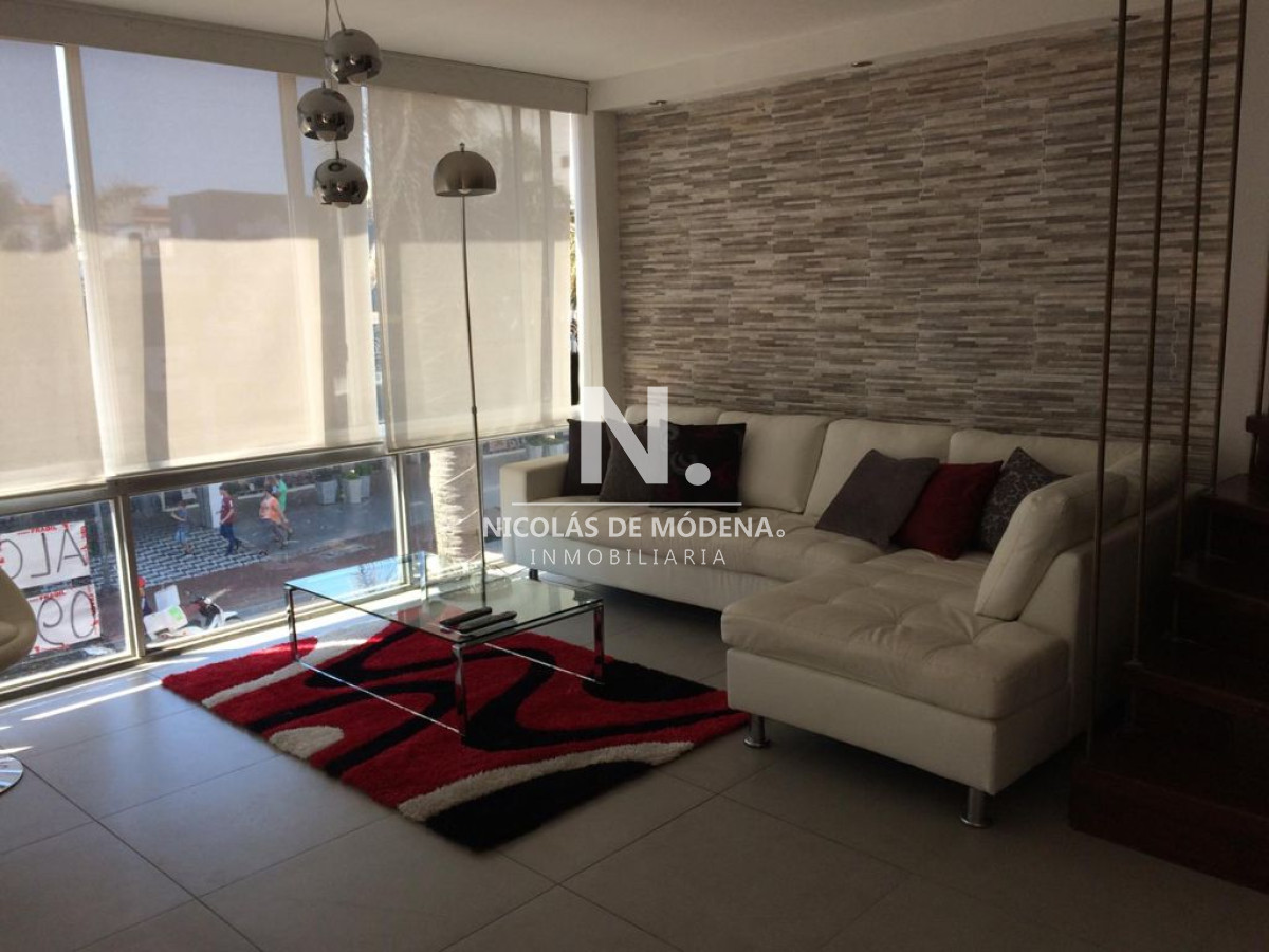 Departamento de 3 dormitorios en la Peninsula, Punta Del Este  - NDM6317A