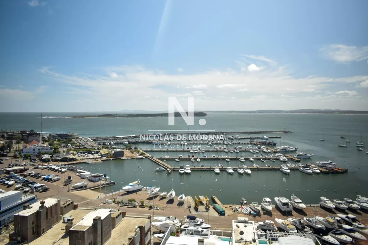 Departamento de 3 dormitorios + dep. en venta en Edif. Fontemar, vista al Puerto - NDM15551A