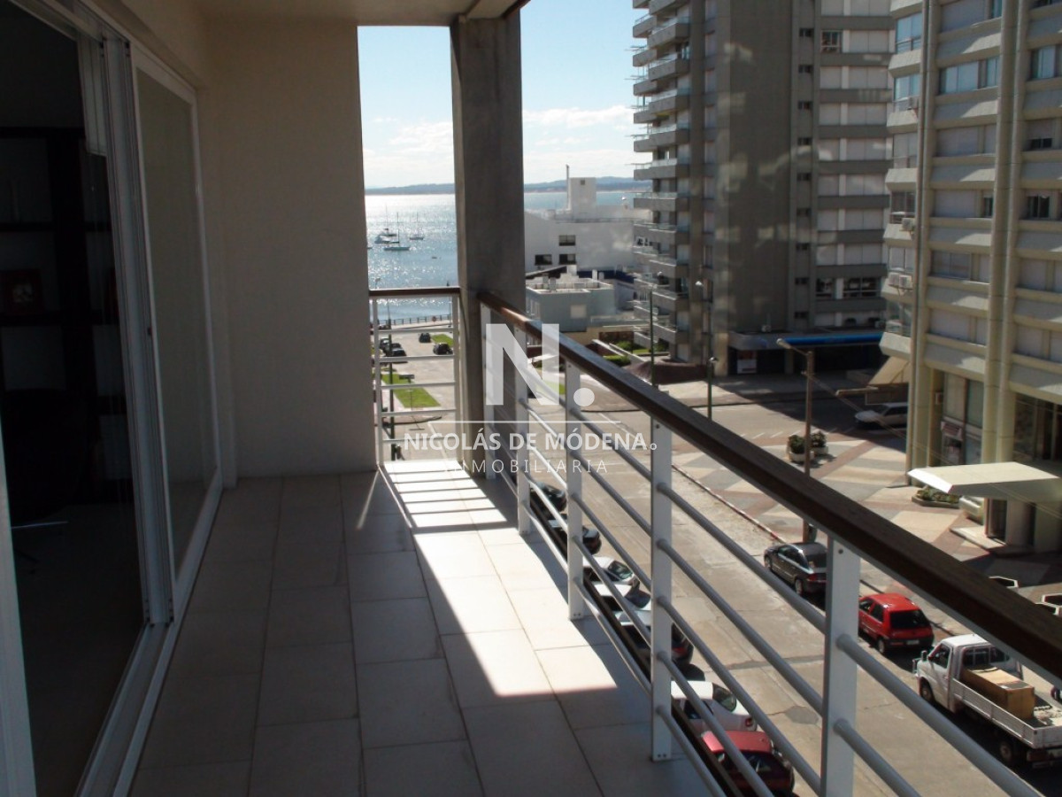 Penthouse en venta en Peninsula, 3 dormitorios en Punta del este - NDM25130A