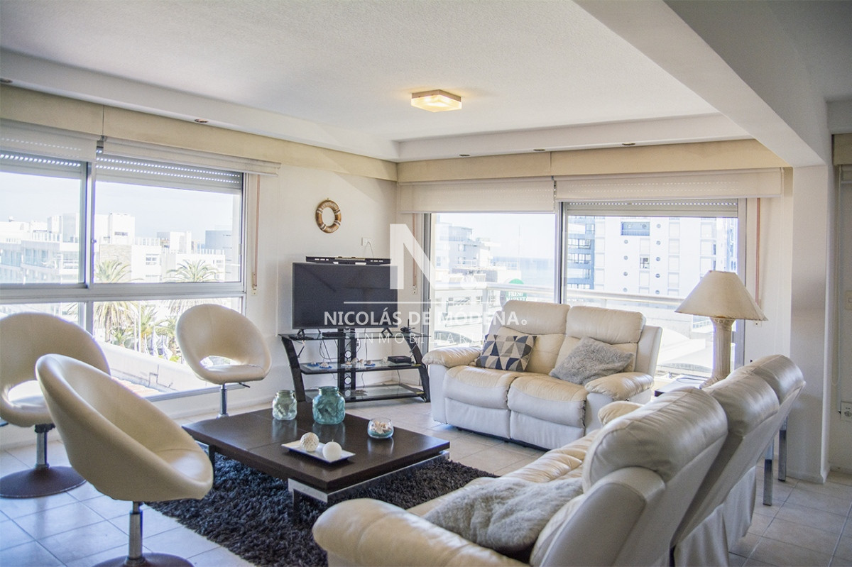 PORTO MARE , PUERTO , Penthouse duplex de 3 dormitorios en venta. Departamento con parrillero.  - NDM19494A