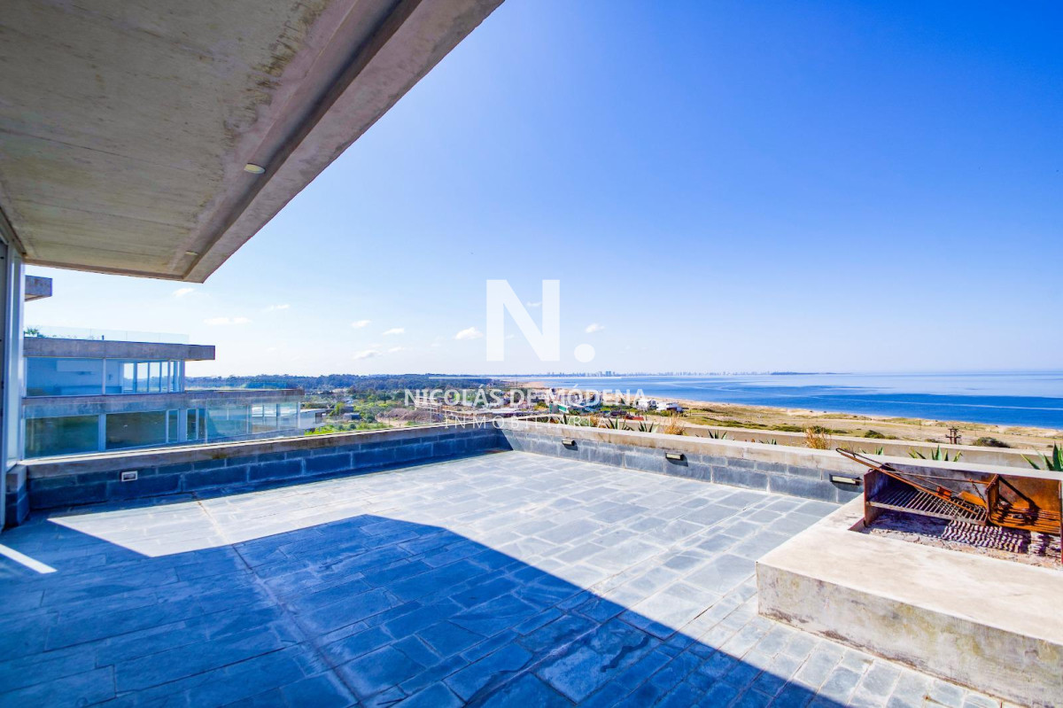 Espectacular departamento con vista al mar, 2 dormtiorios en venta en Punta Ballena
