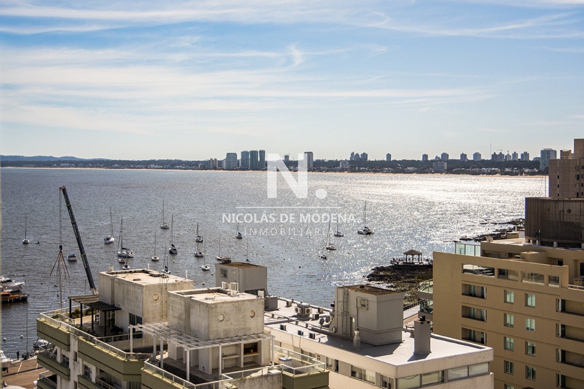 Departamento de 3 dormitorios en la peninsula de PUNTA DEL ESTE - NDM15555A