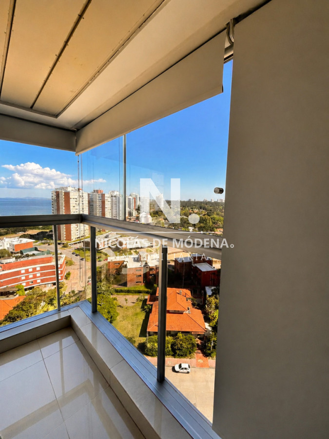 En venta apartamento de 2 dormitorios en Miami Boulevard, Punta del Este - NDM30226A