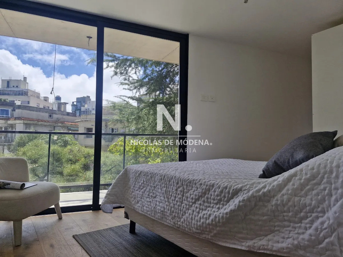 Venta Apartamento de 2 Dormitorios a Estrenar en Parque rodo,Montevideo! - NDM28967A