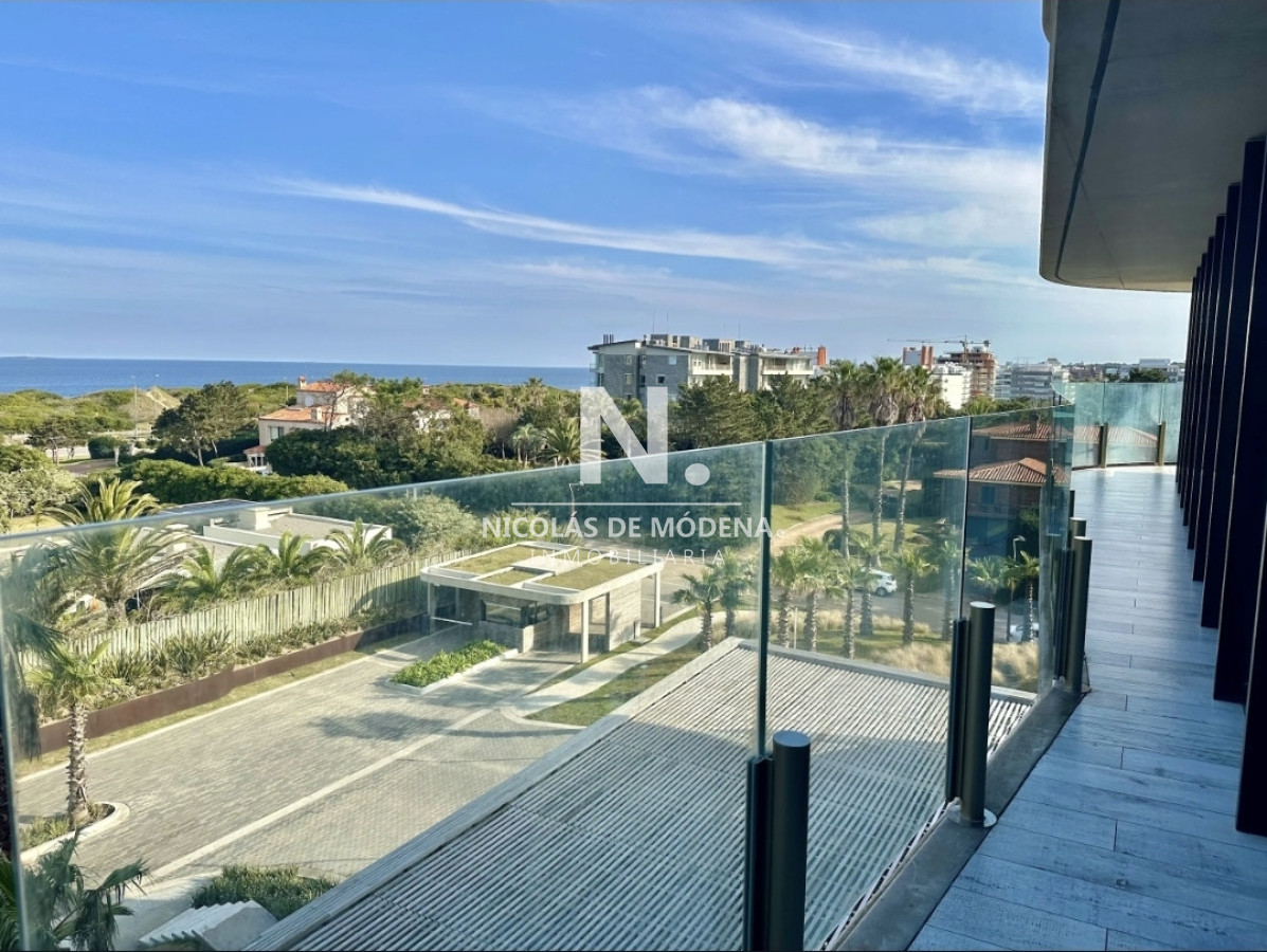 Vende apratamento en Brava Punta del Este de 2 dormitorios.  - NDM16106A