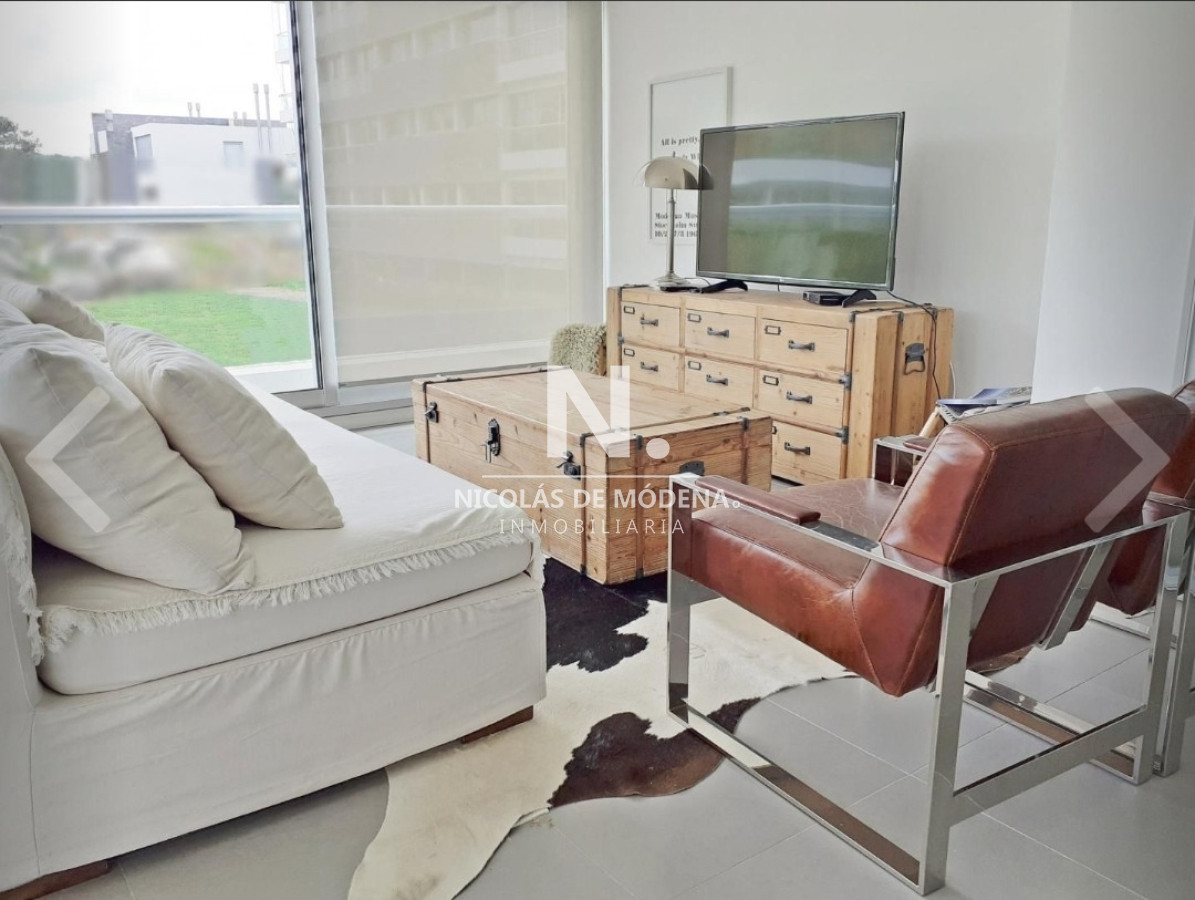 En venta apartamento de 2 dormitorios en Brava, Punta del Este con vista agradable - NDM27875A