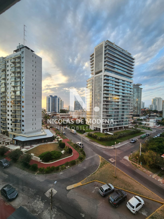 Oportunidad en Torre del plata II, Playa brava, 1 dormitorio en venta Punta del este - NDM16286A
