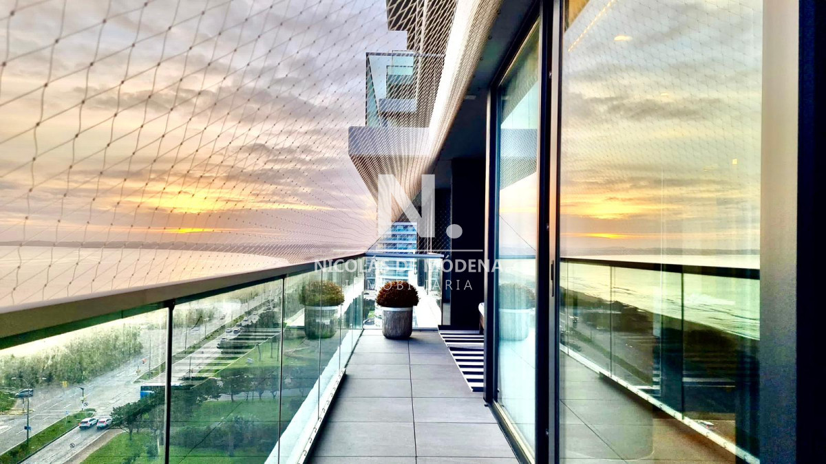 Excepcional apartamento central Unificado en Venetian, 4 Suites + dep, 294 metros de planta y terrazas. - NDM24331A