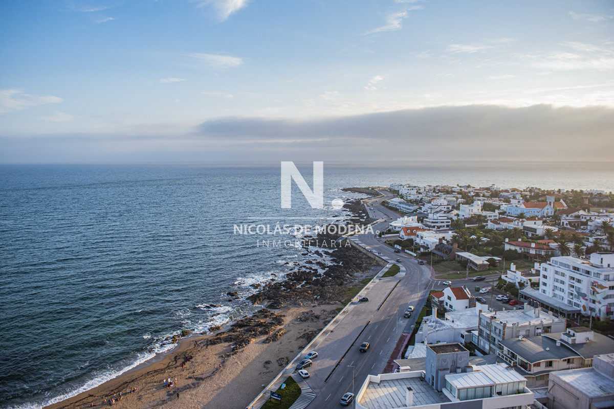 Torre emblematica en Peninsula, departamento de 3 dormitorios e venta - NDM25148A