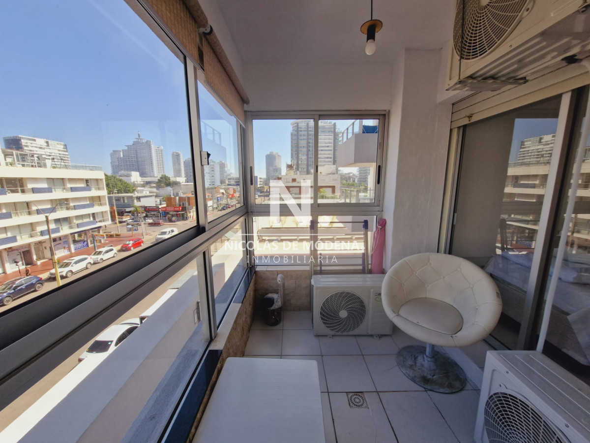 Apartamento de 2 dormitorios en Triangulo Mansa - NDM16836A