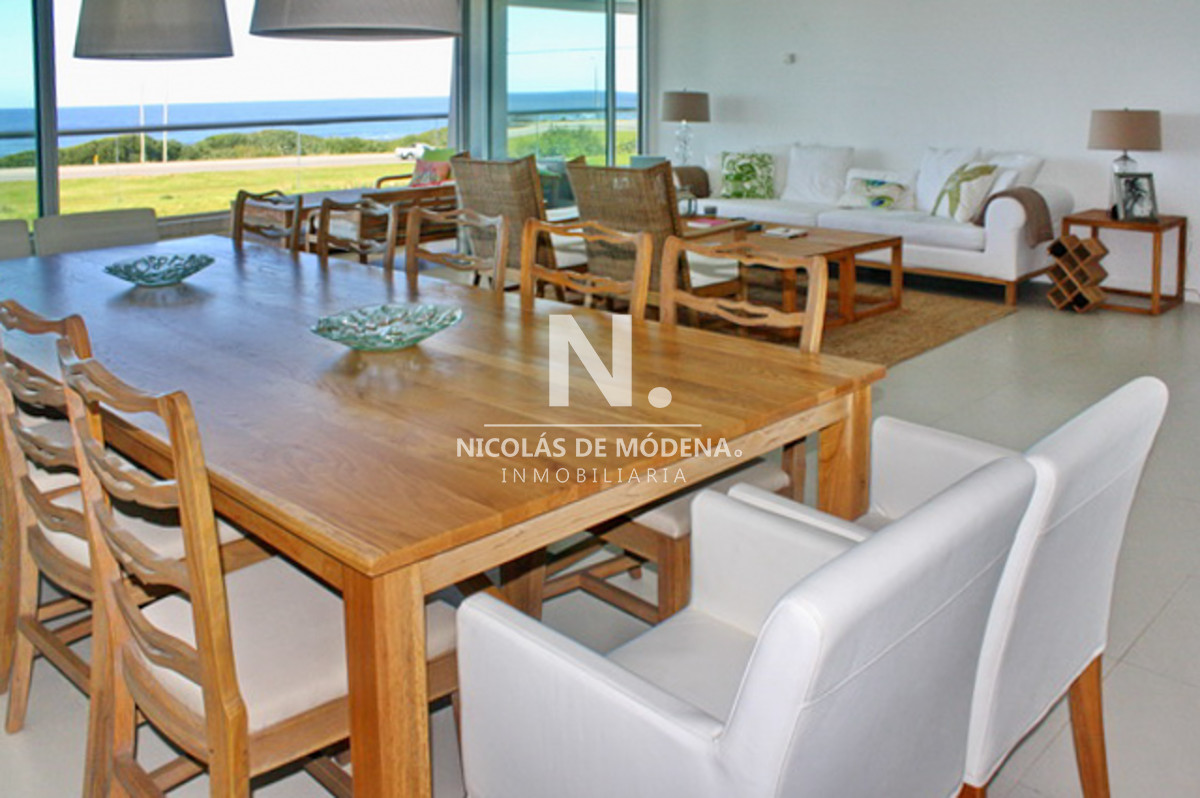 Hermoso y exclusivo departamento en Punta del Este - NDM1471A