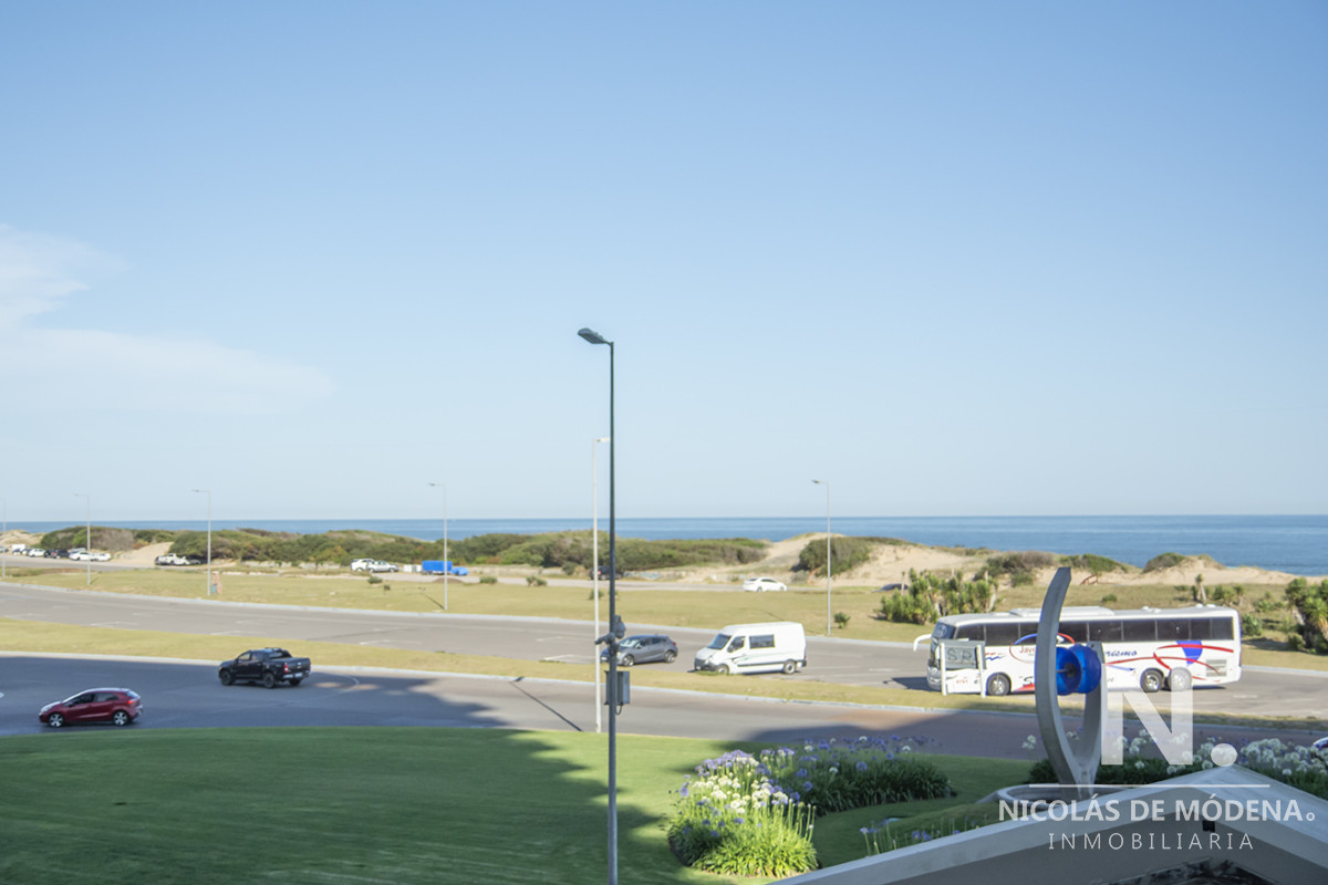 Departamento de 3 dormitorios en suite en venta en Torre Imperiale I , Punta del Este