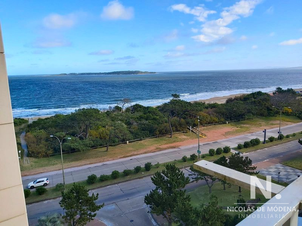 Lindo departamento frente al mar 