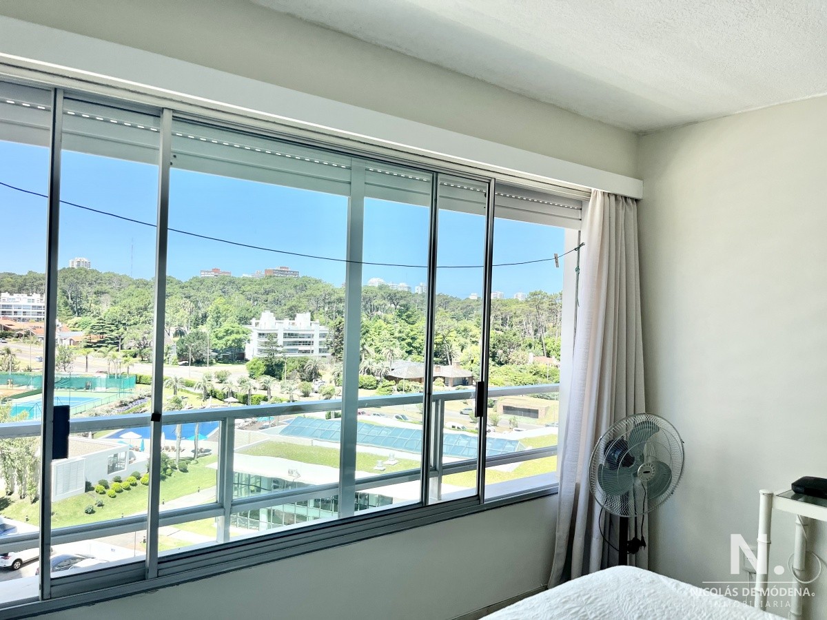 Apartamento en venta 2 dormitorios Playa Mansa, Punta del Este