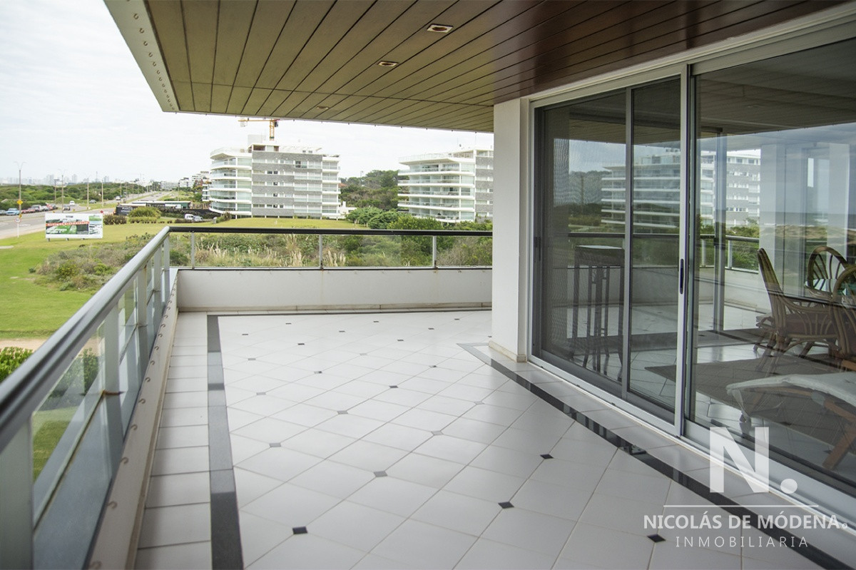 Brava - GoPunta - Portal Inmobiliario de Punta del Este - Maldonado