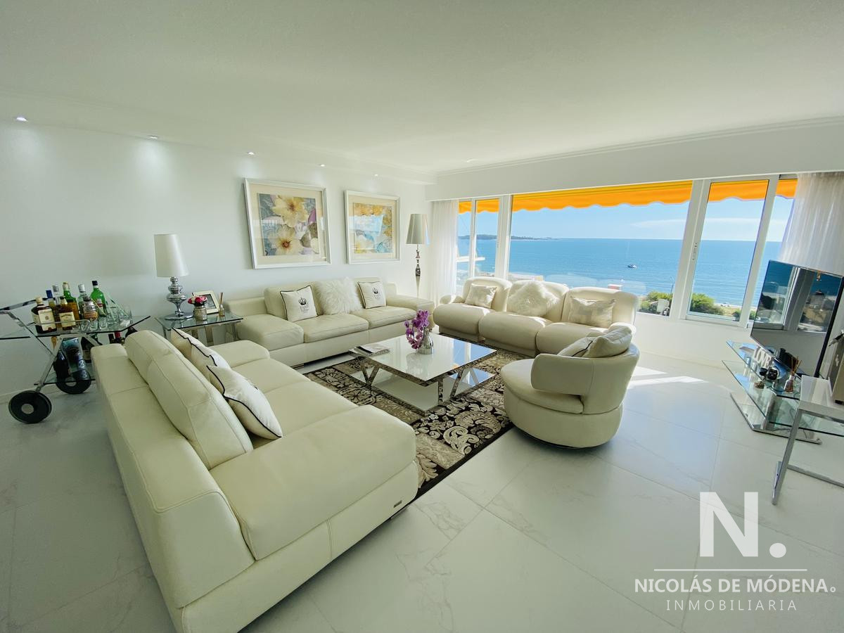 EXCELENTE APARTAMENTO EN PLAYA MANSA