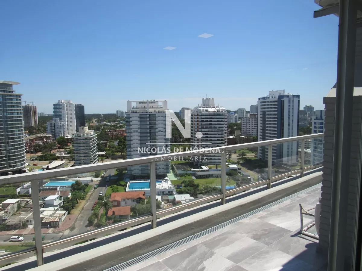 Brava - GoPunta - Portal Inmobiliario de Punta del Este - Maldonado