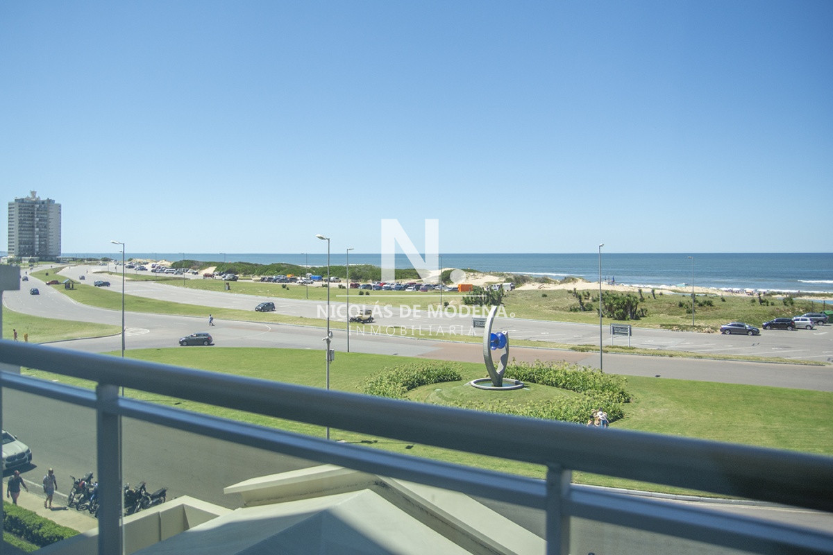 Brava - GoPunta - Portal Inmobiliario de Punta del Este - Maldonado