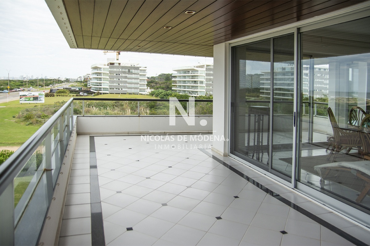 Brava - GoPunta - Portal Inmobiliario de Punta del Este - Maldonado