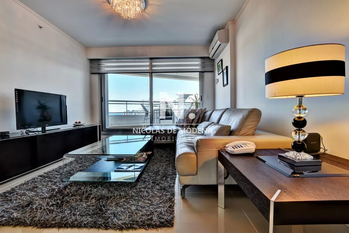 Lindo departamento de 3 dormitorios en venta en excelente zona. - NDM7911A