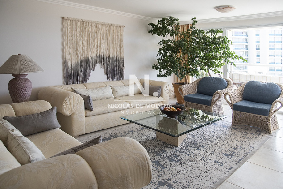 Brava - GoPunta - Portal Inmobiliario de Punta del Este - Maldonado