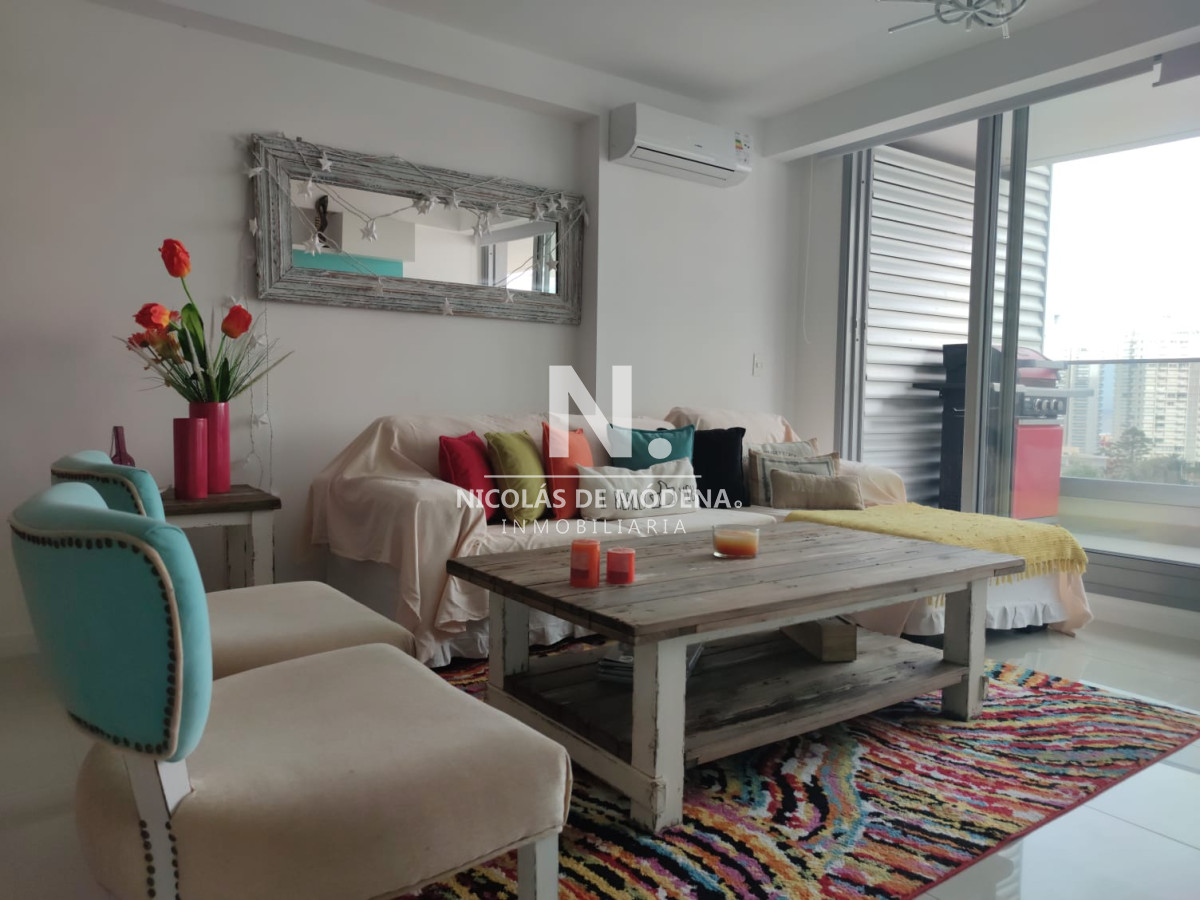 Exelente departamento a metros de la playa. - NDM5512A