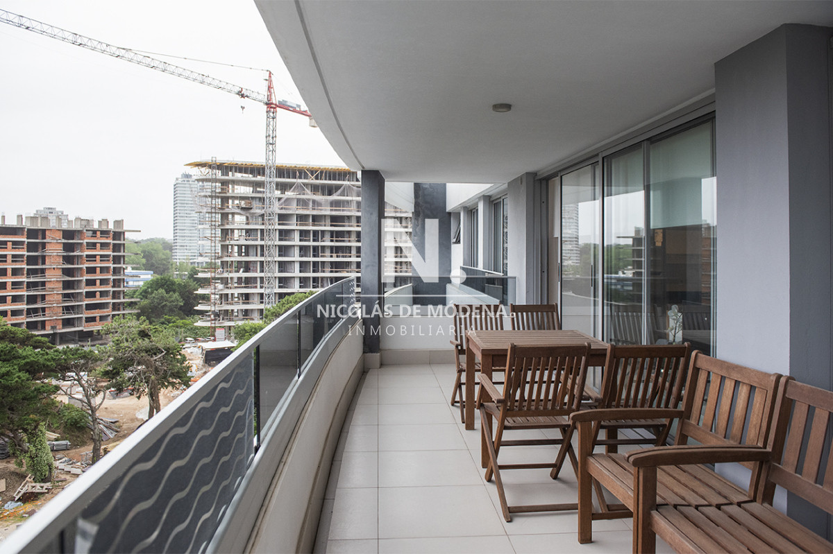 Brava - GoPunta - Portal Inmobiliario de Punta del Este - Maldonado